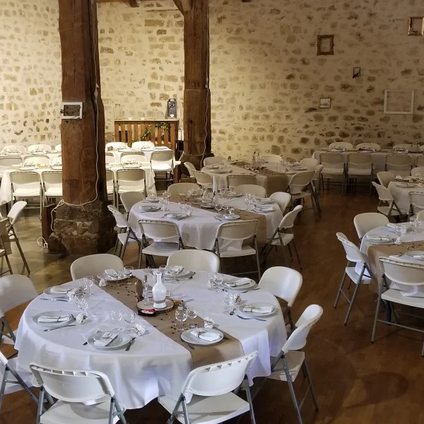 Marion et Nicolas mariage 2023 - Lune & Corail Events Wedding Planner Decoration Salle Rustique Authentique Chic
